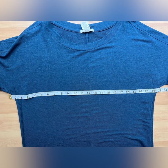 Matty m - Women top / Wide and comfortable t-shirt. - Picture 10 of 12